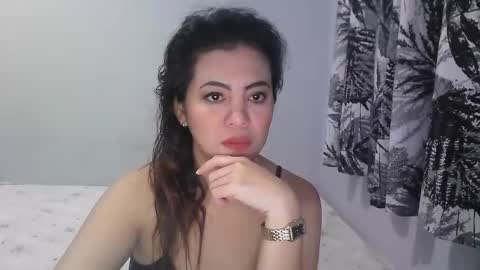 Snapshot of purpledust06 chatting on January 2026 04:12:02 PM Athena online show from January 2026 04:12:02 PM