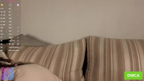 Sophie  Fav patterns 99199444press my buttons  see what happens  online show from October 2025 05:33:02 AM