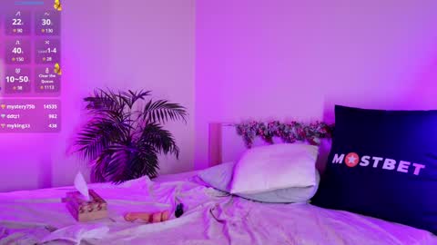 Snapshot of pusichka_ chatting on December 2024 04:40:02 PM Diana Onlyfans online show from December 2024 04:40:02 PM