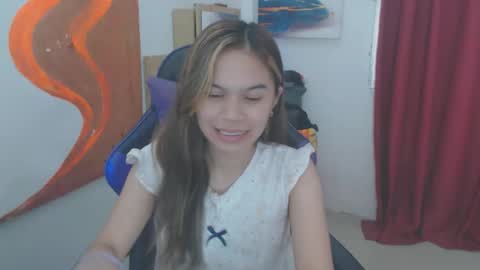 Snapshot of pussiswet_xx chatting on May 2026 05:09:02 PM jessy online show from May 2026 05:09:02 PM