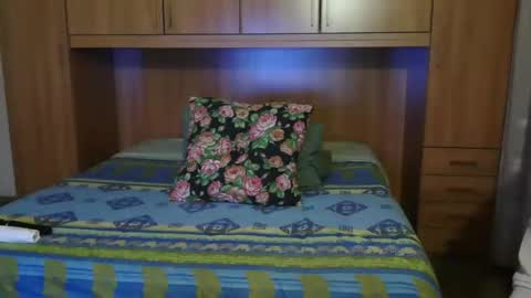 Snapshot of pussy_boom4u chatting on February 2026 09:16:02 AM Mary online show from February 2026 09:16:02 AM