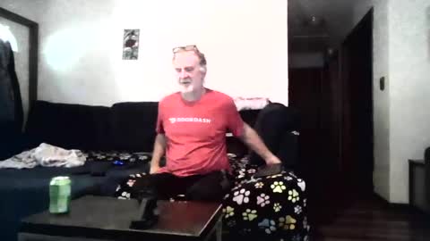 Snapshot of pussy_licker0127 chatting on October 2025 06:05:01 PM Mark online show from October 2025 06:05:01 PM