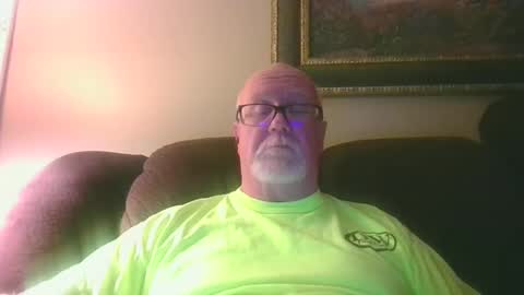 Snapshot of pussylover1365 chatting on January 2025 03:39:01 AM pussylover1365 online show from January 2025 03:39:01 AM