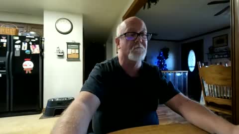 Snapshot of pussylover1365 chatting on January 2025 10:22:01 PM pussylover1365 online show from January 2025 10:22:01 PM