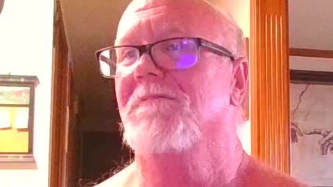 Snapshot of pussylover1365 chatting on September 2025 08:55:02 PM pussylover1365 online show from September 2025 08:55:02 PM