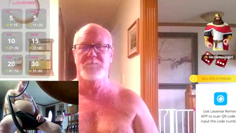 Snapshot of pussylover1365 chatting on April 2026 08:53:02 PM pussylover1365 online show from April 2026 08:53:02 PM