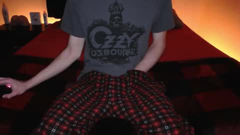 Snapshot of pussylover2182 chatting on December 2025 04:20:03 AM pussylover2182 online show from December 2025 04:20:03 AM