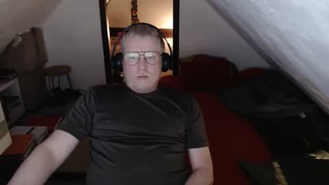 Snapshot of pussylovercb chatting on March 2026 09:40:01 PM pussylovercb online show from March 2026 09:40:01 PM