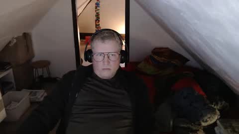 Snapshot of pussylovercb chatting on April 2026 11:59:01 AM pussylovercb online show from April 2026 11:59:01 AM