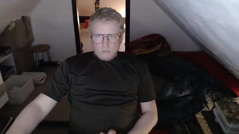 Snapshot of pussylovercb chatting on April 2026 02:42:01 PM pussylovercb online show from April 2026 02:42:01 PM