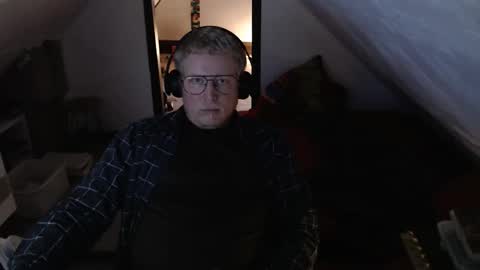 Snapshot of pussylovercb chatting on April 2026 08:06:01 AM pussylovercb online show from April 2026 08:06:01 AM