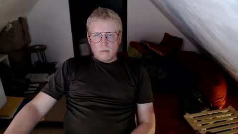 Snapshot of pussylovercb chatting on June 2026 07:09:01 PM pussylovercb online show from June 2026 07:09:01 PM