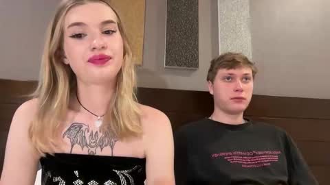 Lina online show from October 2025 07:58:02 PM