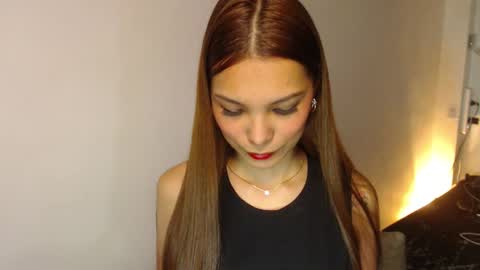 Snapshot of pussywetandwild chatting on January 2025 07:00:01 PM LHARA online show from January 2025 07:00:01 PM