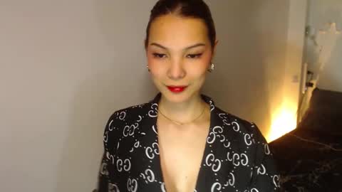 Snapshot of pussywetandwild chatting on February 2025 01:08:02 PM LHARA online show from February 2025 01:08:02 PM