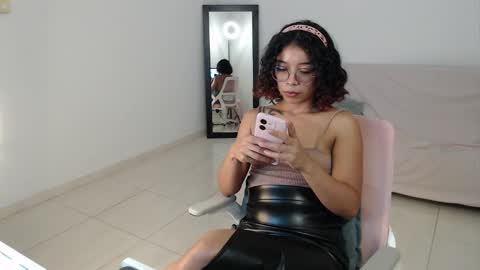 Izumi online show from February 2025 01:57:02 AM