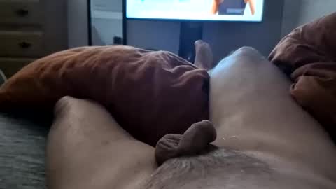 Snapshot of pwest91 chatting on October 2025 03:18:01 AM pwest91 online show from October 2025 03:18:01 AM