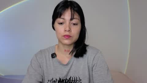 Snapshot of qadeshoficial chatting on April 2026 05:54:01 PM Qadesh online show from April 2026 05:54:01 PM