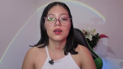 Snapshot of qadeshoficial chatting on April 2026 07:06:02 PM Qadesh online show from April 2026 07:06:02 PM