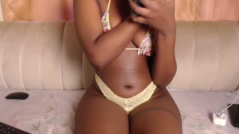 Snapshot of quaine_ryleighn chatting on February 2026 09:10:02 AM RYLEIGHN online show from February 2026 09:10:02 AM