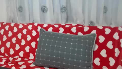 Hellene online show from October 2025 04:26:01 AM