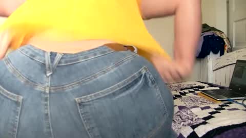 Snapshot of quartrwhorse chatting on April 2026 09:53:02 PM quartrwhorse online show from April 2026 09:53:02 PM