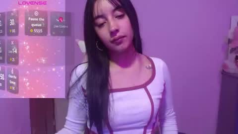 Snapshot of quee_tiana chatting on July 2026 02:29:01 AM your princess online show from July 2026 02:29:01 AM