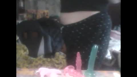 Snapshot of queeeendeepthrot chatting on February 2025 02:00:02 PM Bigtitanalslut online show from February 2025 02:00:02 PM