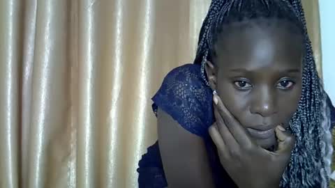 Snapshot of queeen_sly chatting on January 2026 07:50:02 PM queeen online show from January 2026 07:50:02 PM