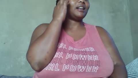 Snapshot of queen2302 chatting on March 2026 07:01:02 AM queen2302 online show from March 2026 07:01:02 AM