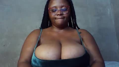 Snapshot of queen2302 chatting on April 2026 09:12:02 PM queen2302 online show from April 2026 09:12:02 PM