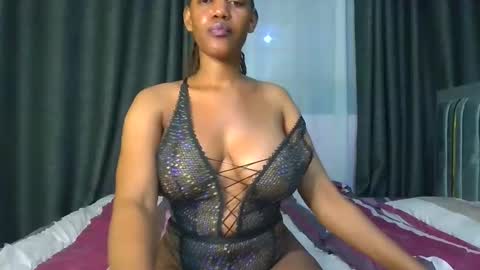 queen321850 online show from February 2026 04:29:01 PM