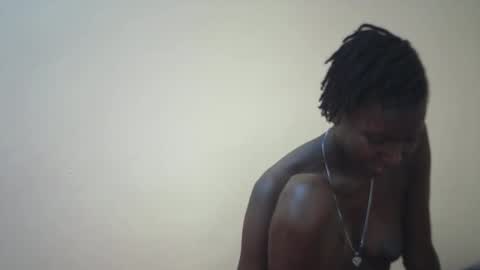 Snapshot of queen_0012 chatting on March 2026 11:33:02 AM asher online show from March 2026 11:33:02 AM