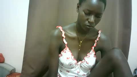 Snapshot of queen_0012 chatting on April 2026 03:12:02 AM asher online show from April 2026 03:12:02 AM