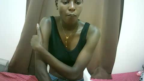 Snapshot of queen_0012 chatting on April 2026 09:10:01 AM asher online show from April 2026 09:10:01 AM