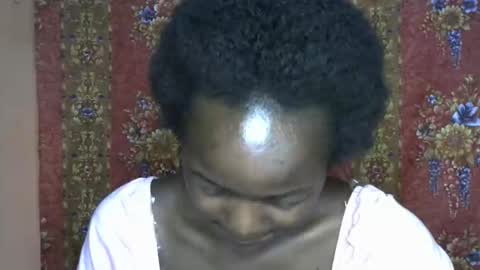 Snapshot of queen_banice chatting on October 2025 06:01:01 PM queen_banice online show from October 2025 06:01:01 PM