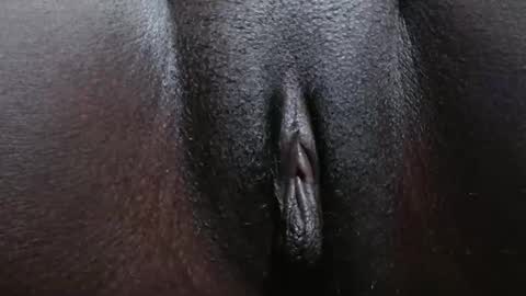 Snapshot of queen_bee6 chatting on April 2026 07:28:02 AM queen_bee6 online show from April 2026 07:28:02 AM