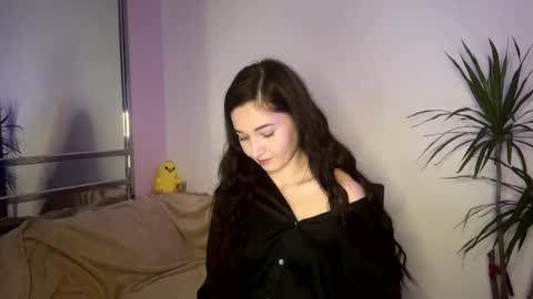 Viktoria online show from February 2025 04:07:01 PM