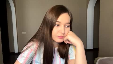 Snapshot of queen_chatur chatting on March 2026 12:56:02 PM Viktoria online show from March 2026 12:56:02 PM