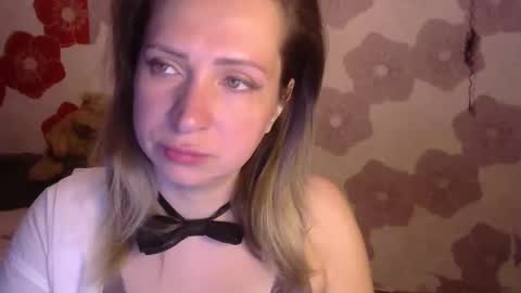 Snapshot of queen_daenerys chatting on September 2025 08:19:01 PM Queen Daenerys online show from September 2025 08:19:01 PM