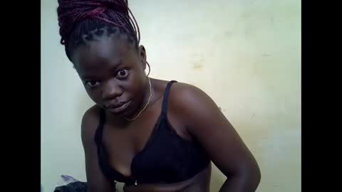 Snapshot of queen_darling3 chatting on September 2025 07:19:01 AM Gentrix online show from September 2025 07:19:01 AM