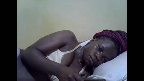 Snapshot of queen_darling3 chatting on September 2025 07:47:01 PM Gentrix online show from September 2025 07:47:01 PM