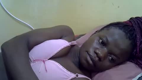 Snapshot of queen_darling3 chatting on September 2025 09:44:01 AM Gentrix online show from September 2025 09:44:01 AM