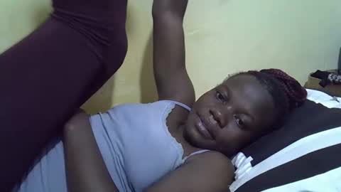 Snapshot of queen_darling3 chatting on October 2025 07:15:01 PM Gentrix online show from October 2025 07:15:01 PM