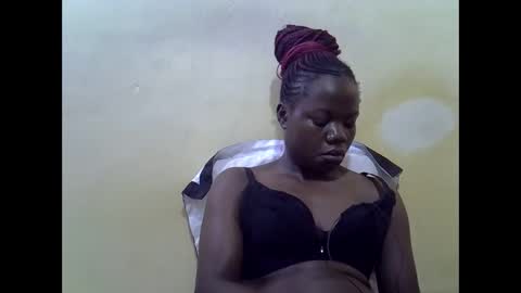 Snapshot of queen_darling3 chatting on October 2025 07:53:01 AM Gentrix online show from October 2025 07:53:01 AM