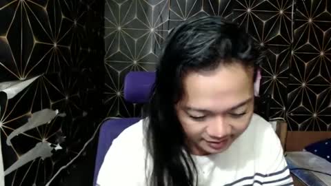 Snapshot of queen_ennah chatting on January 2025 12:38:02 AM queen_ennah online show from January 2025 12:38:02 AM