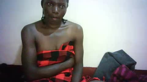 Snapshot of queen_joan chatting on February 2025 07:00:01 PM queen_joan online show from February 2025 07:00:01 PM