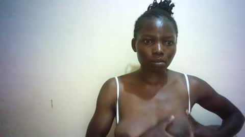 Snapshot of queen_joan chatting on February 2025 03:32:02 PM queen_joan online show from February 2025 03:32:02 PM