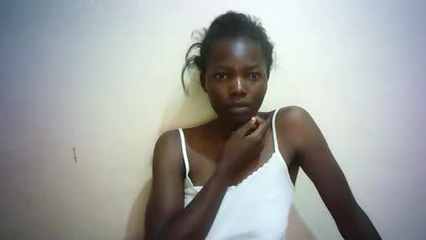 Snapshot of queen_joan chatting on February 2025 04:54:01 AM queen_joan online show from February 2025 04:54:01 AM