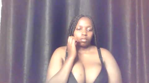 Snapshot of queen_melanine chatting on February 2026 06:40:02 AM QUEEN online show from February 2026 06:40:02 AM